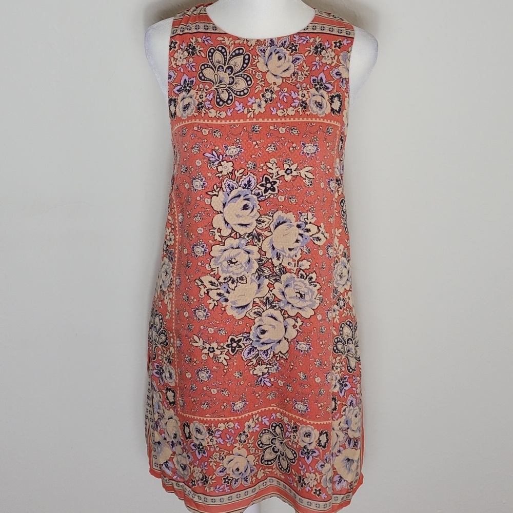 Urban outfitters, Floral sleeveless dress M